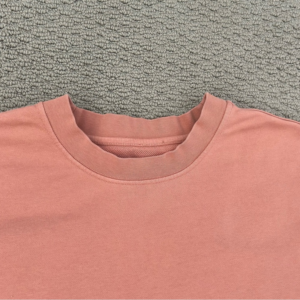 Lululemon Perfectly Oversized Crew
Coral Pink Color
Size 6 - Picture 2 of 6
